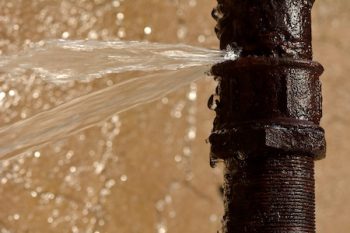 signs of a burst pipe vancouver washington